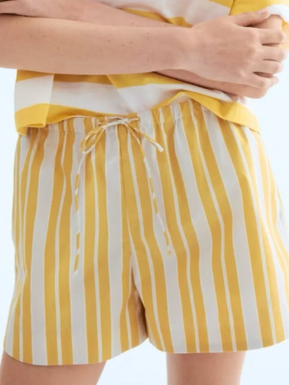 NWOT - striped H&M shorts